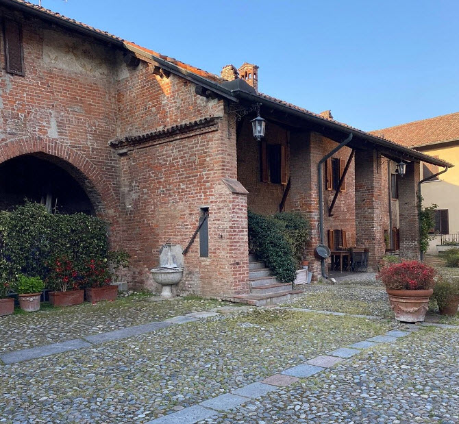 Castelletto di Longhignana, Italy